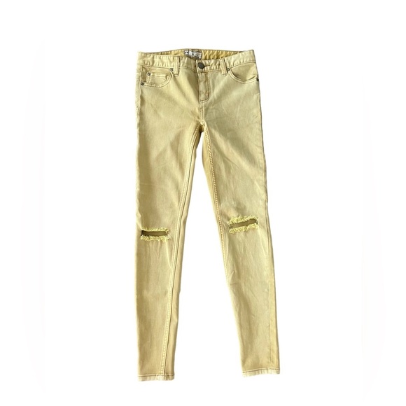 Free People Denim - Free People Citrine Colored Distressed Skinny Jeans Size 25